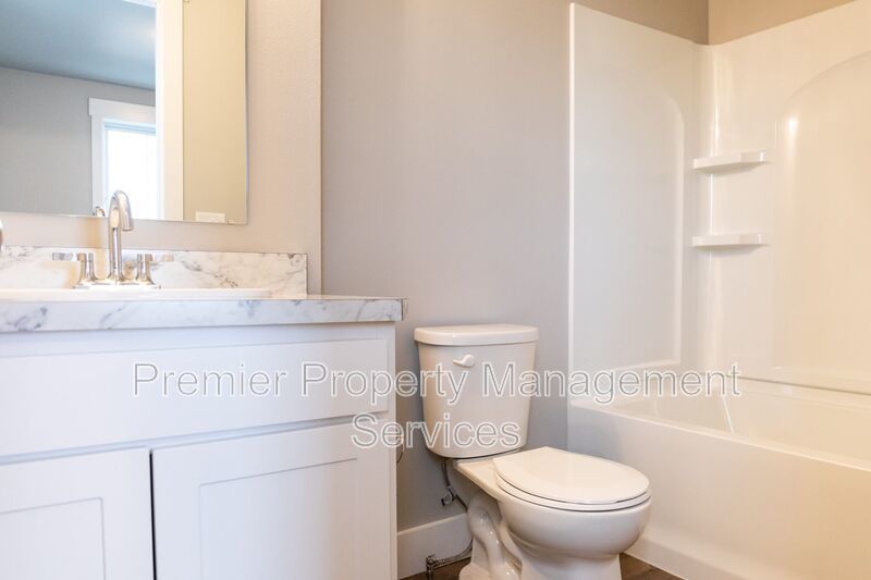 2 Bed/2.5 Bath Modern Duplex on Billings West End property image