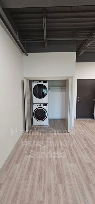 Modern Studio Apartment in Midtown Billings property image