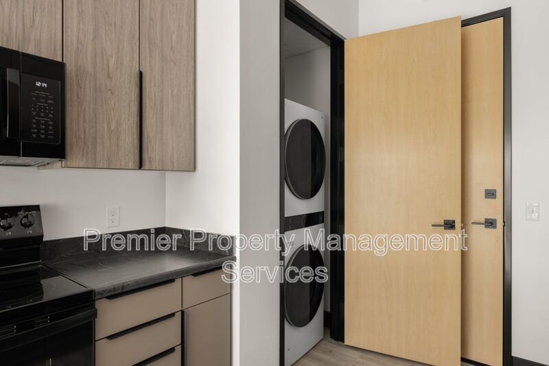 Luxury Downtown Studio with Rimrock Views & Private Balcony property image