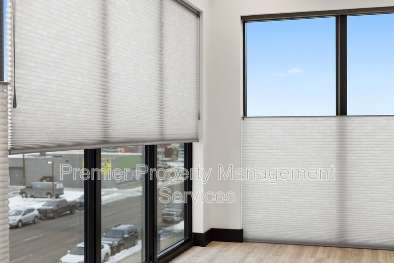 Luxury Downtown Studio with Rimrock Views & Private Balcony property image