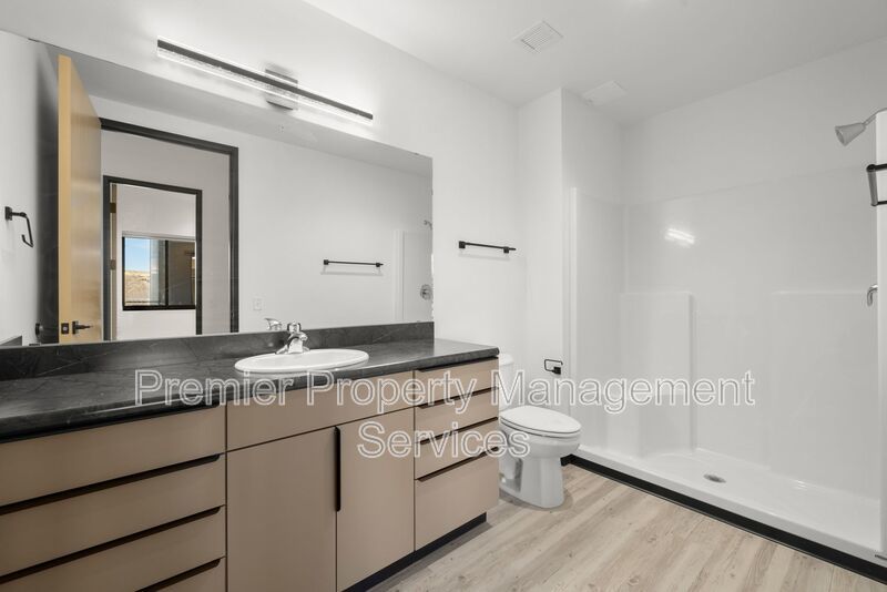 Luxury Downtown Studio with Rimrock Views & Private Balcony property image