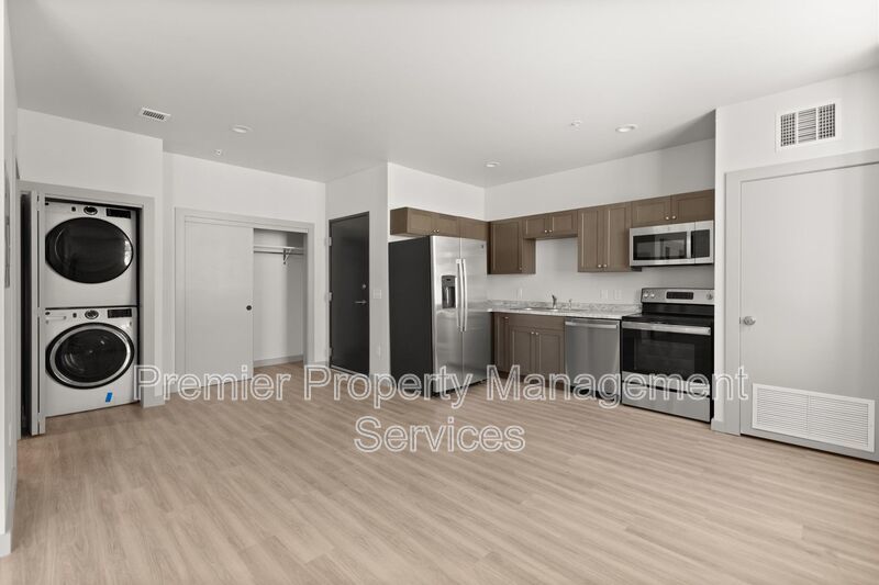 Modern Studio Apartment in Midtown Billings property image