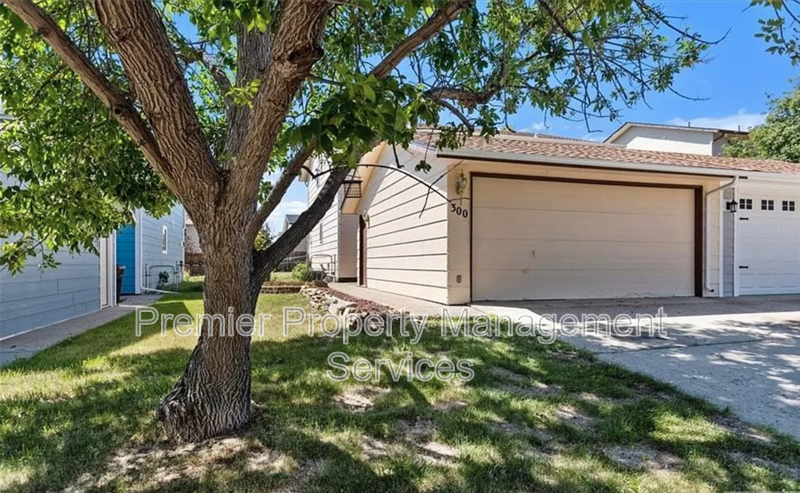 Townhome in the Billings Heights | Pet Friendly + Garage property image