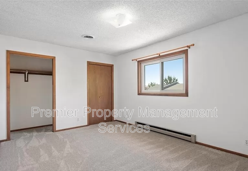 Townhome in the Billings Heights | Pet Friendly + Garage property image